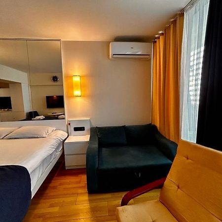 Apartment Twin Towers David Batumi Eksteriør billede