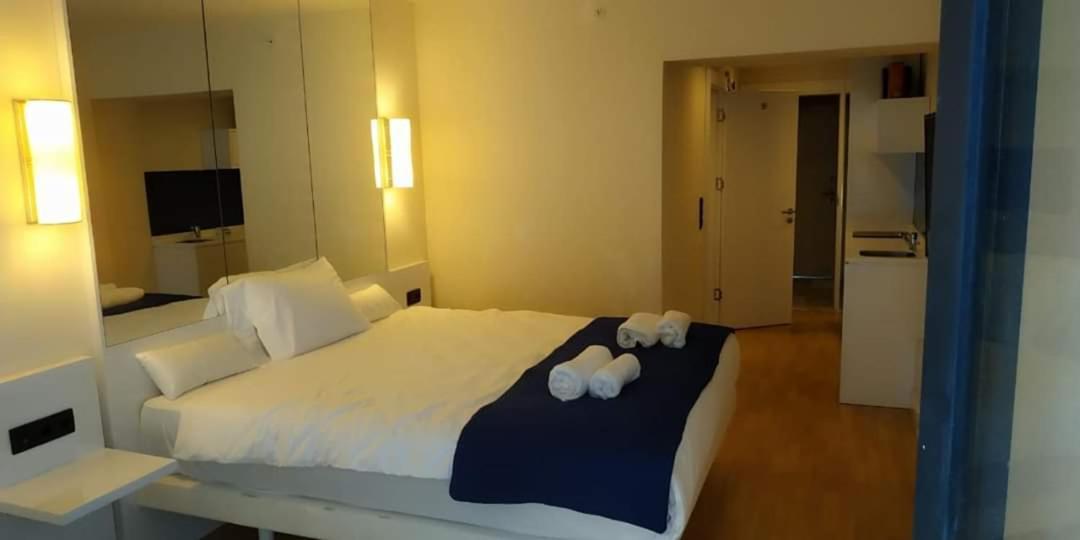 Apartment Twin Towers David Batumi Eksteriør billede