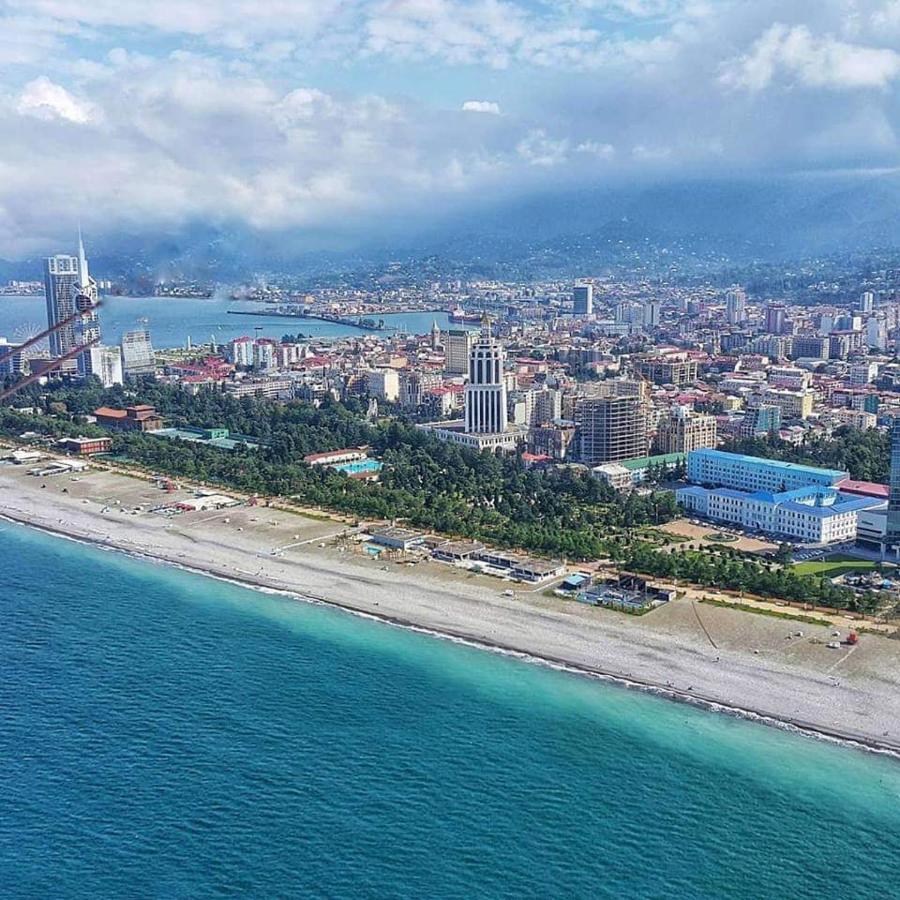 Apartment Twin Towers David Batumi Eksteriør billede